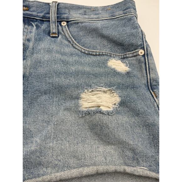Madewell Womens Relaxed Denim Jean Shorts Size 32 Light Wash Distressed Denim - Picture 3 of 9